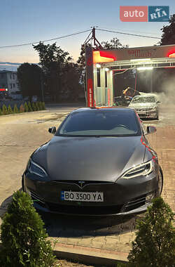 Ліфтбек Tesla Model S 2018 в Тернополі