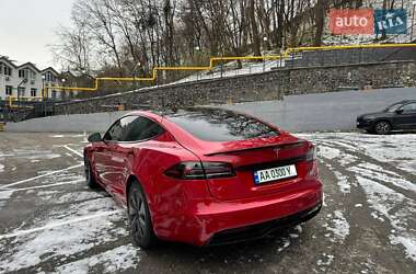 Лифтбек Tesla Model S 2022 в Киеве