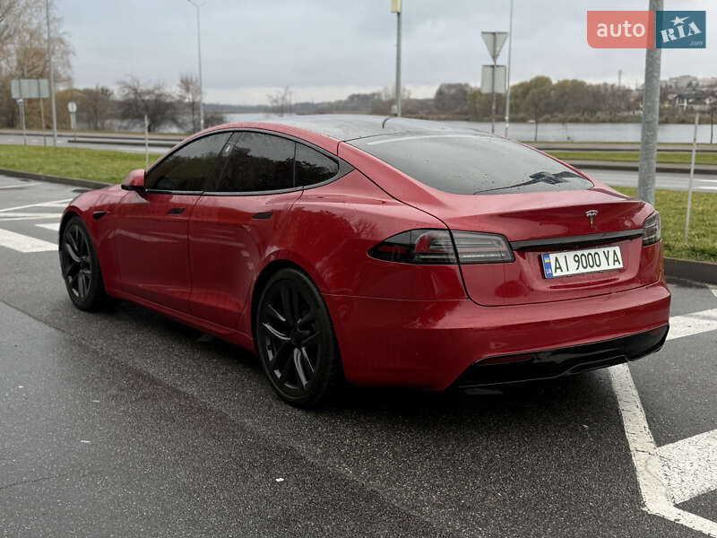 Лифтбек Tesla Model S 2022 в Виннице