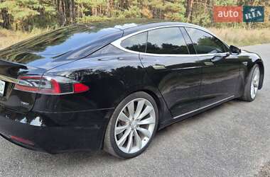 Лифтбек Tesla Model S 2016 в 