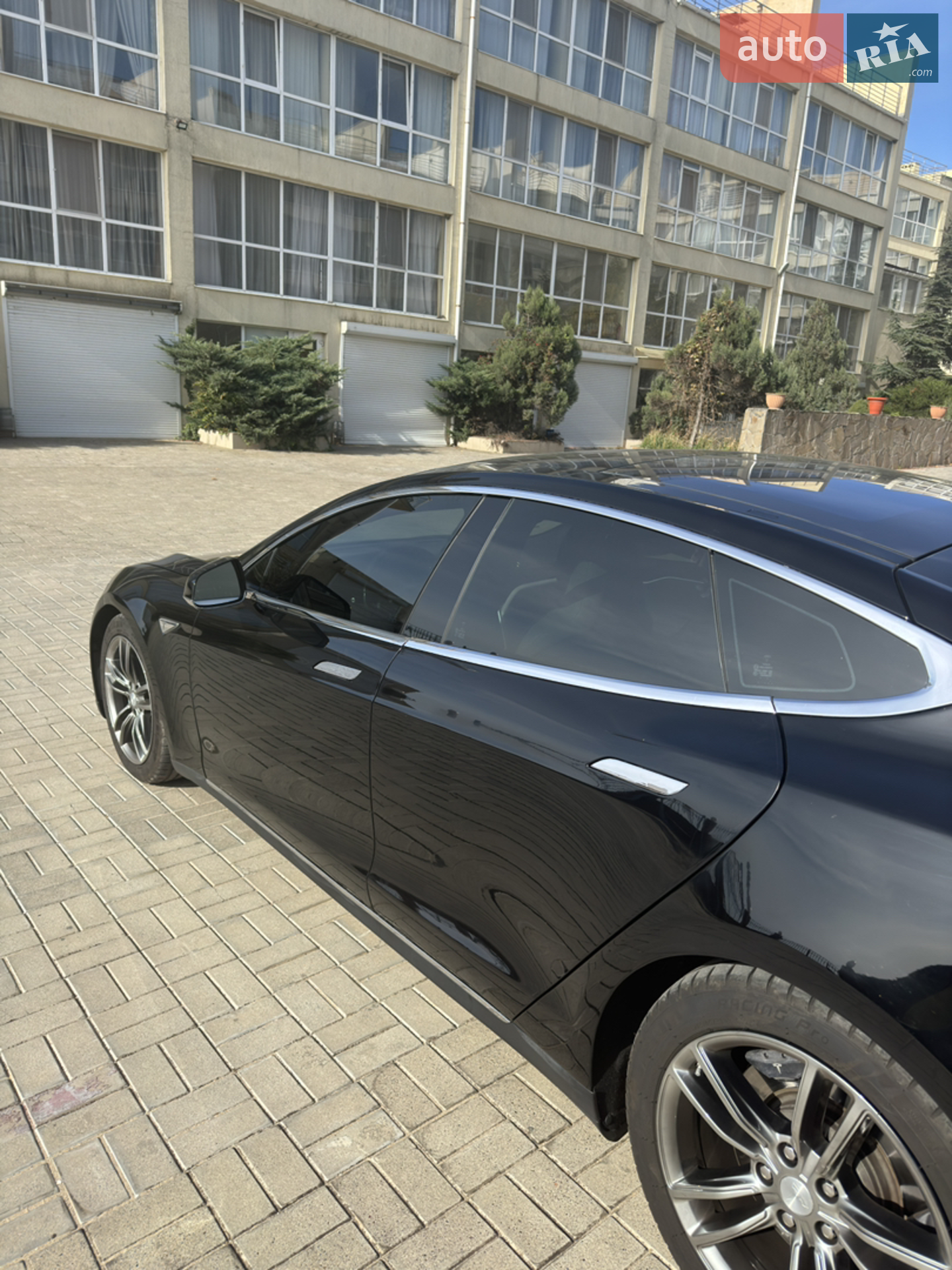 2015 Tesla Model S - мініатюра 5