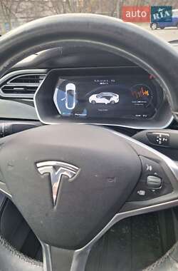 Ліфтбек Tesla Model S 2015 в 