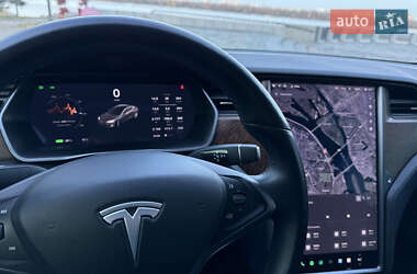 Лифтбек Tesla Model S 2020 в 