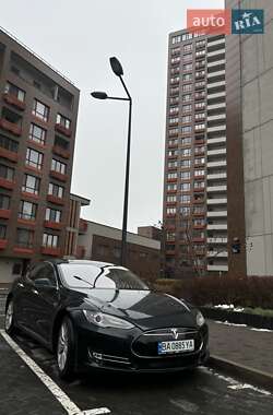 Ліфтбек Tesla Model S 2012 в Києві