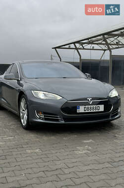 Лифтбек Tesla Model S 2014 в Хмельницком