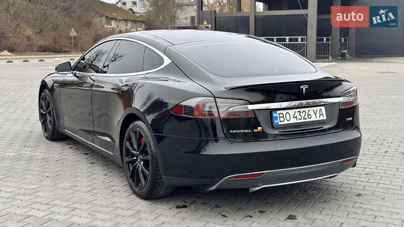 Ліфтбек Tesla Model S 2014 в Зборові