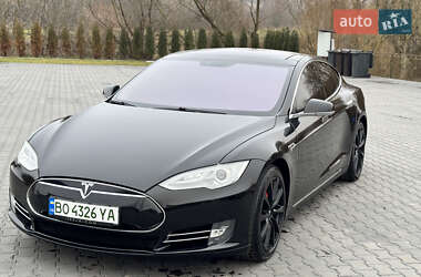 Ліфтбек Tesla Model S 2014 в Зборові