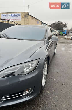 Лифтбек Tesla Model S 2013 в Полтаве