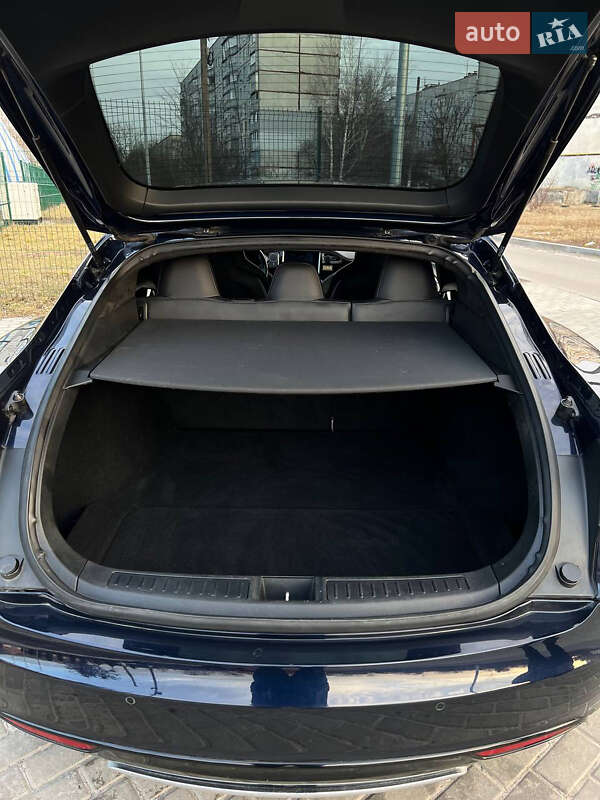 Лифтбек Tesla Model S 2015 в Харькове фото 3 Лифтбек Tesla Model S 2015 в Харькове