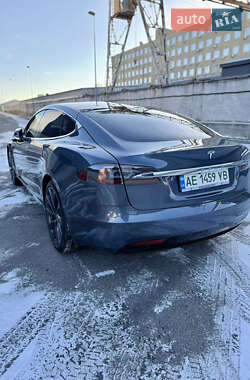 Ліфтбек Tesla Model S 2020 в Києві