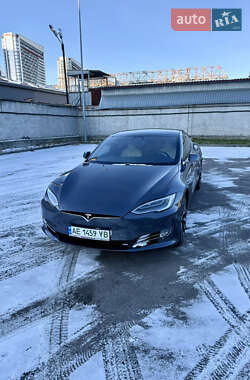 Ліфтбек Tesla Model S 2020 в Києві