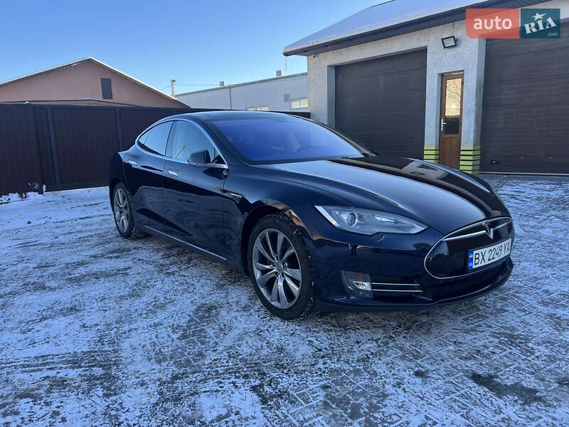 Ліфтбек Tesla Model S 2014 в Хмельницькому