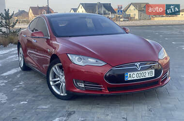 Ліфтбек Tesla Model S 2013 в Києві