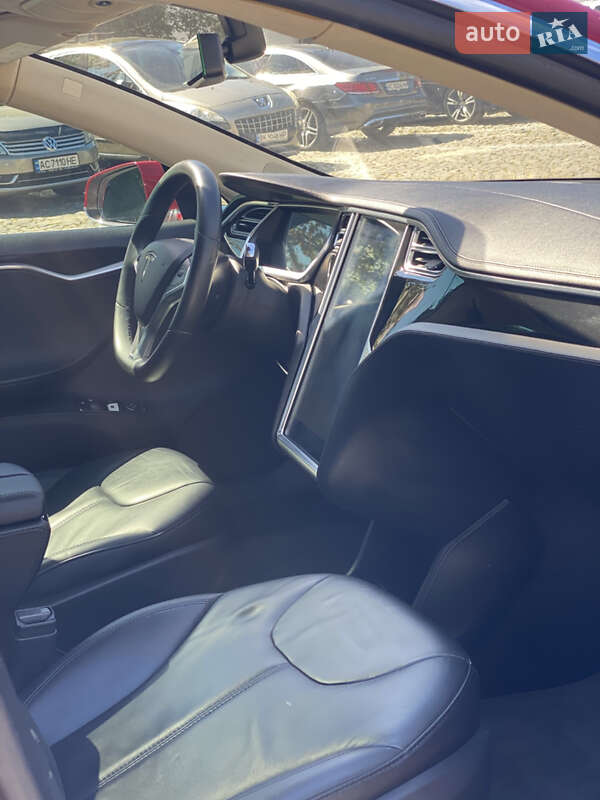 Ліфтбек Tesla Model S 2013 в Луцьку