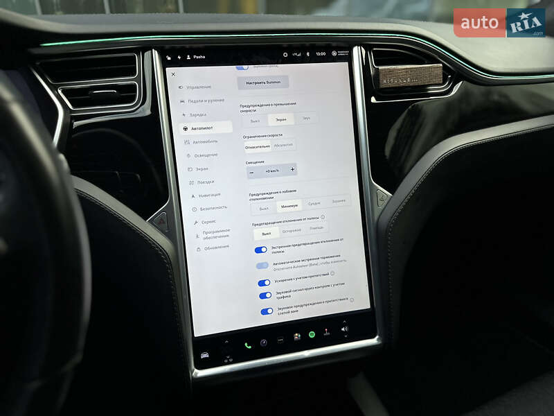 Лифтбек Tesla Model S 2017 в Львове
