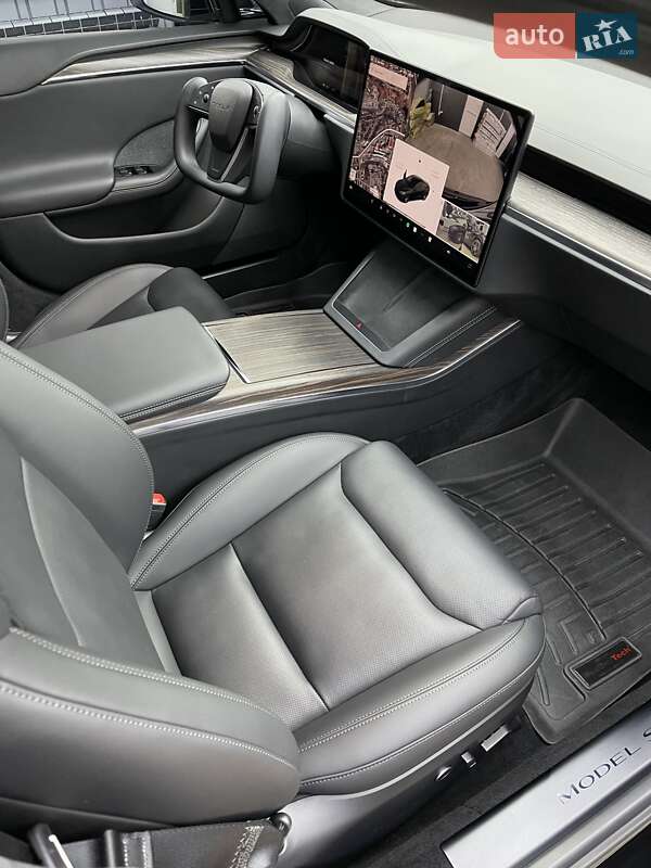 Лифтбек Tesla Model S 2022 в Виннице