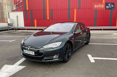 Лифтбек Tesla Model S 2013 в Киеве