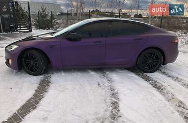 Ліфтбек Tesla Model S 2017 в 