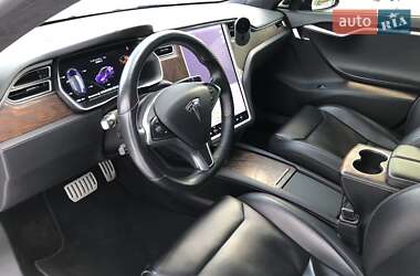 Ліфтбек Tesla Model S 2017 в 