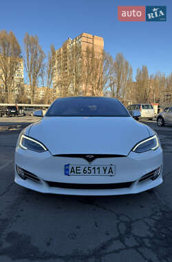 Ліфтбек Tesla Model S 2019 в Дніпрі