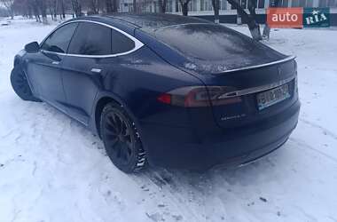 Ліфтбек Tesla Model S 2015 в Харкові