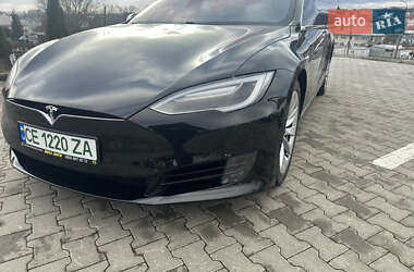 Ліфтбек Tesla Model S 2016 в Чернівцях