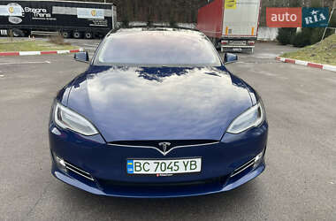 Ліфтбек Tesla Model S 2017 в Львові