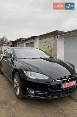 Ліфтбек Tesla Model S 2013 в Львові