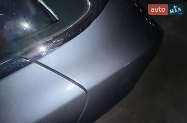 Ліфтбек Tesla Model S 2014 в 