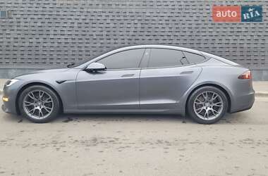 Лифтбек Tesla Model S 2022 в 