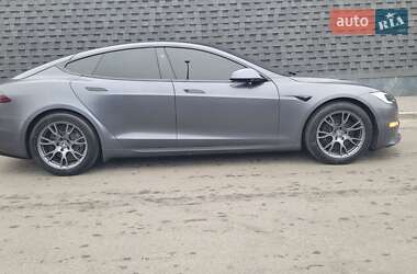 Лифтбек Tesla Model S 2022 в 