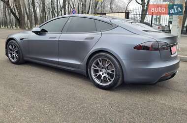 Лифтбек Tesla Model S 2022 в 