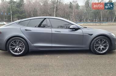 Лифтбек Tesla Model S 2022 в 
