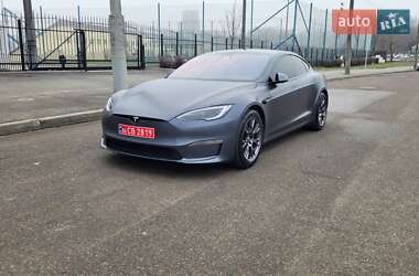Лифтбек Tesla Model S 2022 в 
