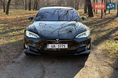 Лифтбек Tesla Model S 2021 в Кривом Роге