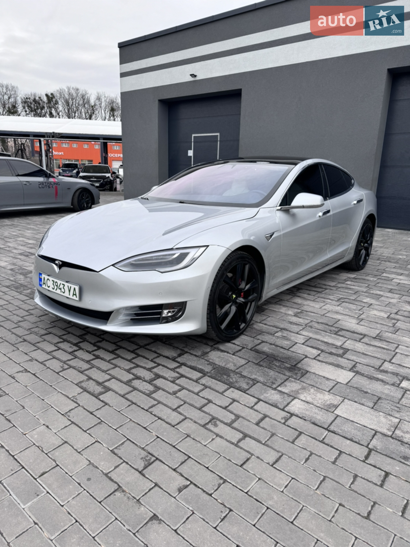 2018 Tesla Model S - фото 1