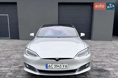 Лифтбек Tesla Model S 2018 в Луцке