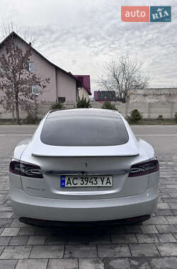 Лифтбек Tesla Model S 2018 в Луцке