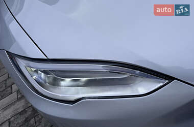 Лифтбек Tesla Model S 2018 в Луцке