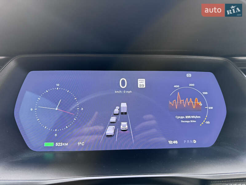 Лифтбек Tesla Model S 2018 в Луцке