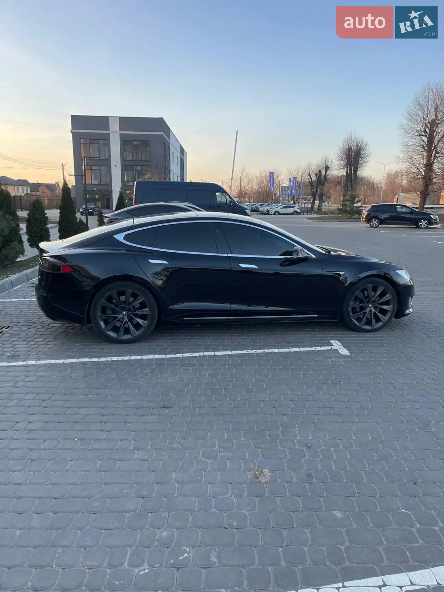 2018 Tesla Model S - мініатюра 9