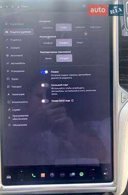 Лифтбек Tesla Model S 2017 в Киеве