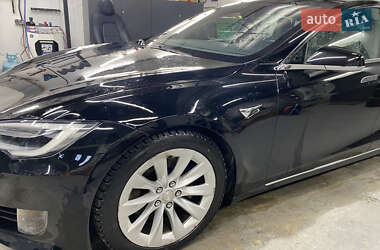 Ліфтбек Tesla Model S 2017 в 