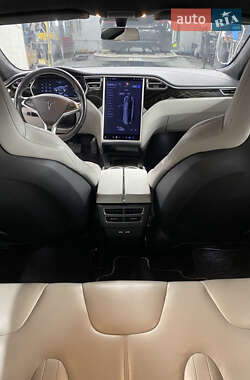 Ліфтбек Tesla Model S 2017 в 