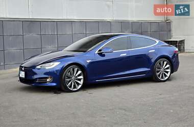 Лифтбек Tesla Model S 2016 в Одессе