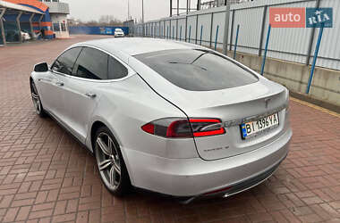 Лифтбек Tesla Model S 2014 в Полтаве