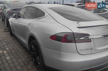 Лифтбек Tesla Model S 2014 в 