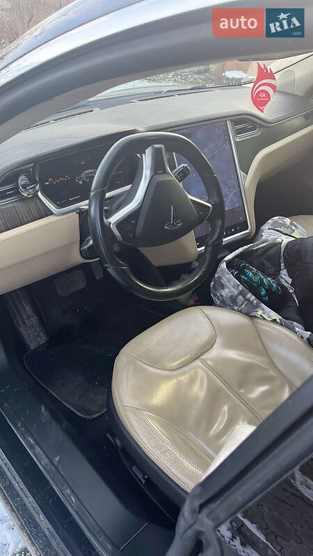 Лифтбек Tesla Model S 2014 в Львове фото 5 Лифтбек Tesla Model S 2014 в Львове