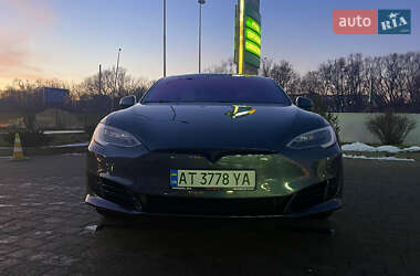 Ліфтбек Tesla Model S 2019 в Івано-Франківську