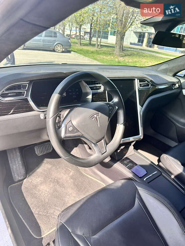 Лифтбек Tesla Model S 2016 в Кривом Роге фото 13 Лифтбек Tesla Model S 2016 в Кривом Роге